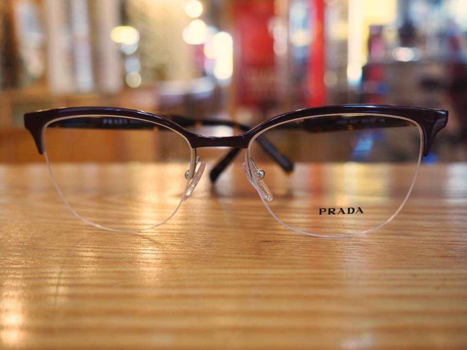 Gilna Opticans Glasses
